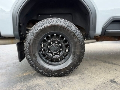 Used 2024  GMC Sierra 2500HD 4WD Crew Cab 159" AT4X Dsl at AutoCenters Bonne Terre near Bonne Terre&comma; MO