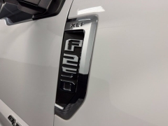 Used 2021  Ford Super Duty F-250 4WD XLT Crew Cab SRW 6&period;75' Box at AutoCenters Bonne Terre near Bonne Terre&comma; MO