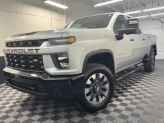 Used 2022  Chevrolet Silverado 2500HD 4WD Crew Cab 159" Custom at AutoCenters Bonne Terre near Bonne Terre, MO