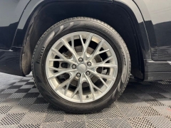 Used 2021  Jeep Grand Cherokee L Summit 4x4 at AutoCenters Bonne Terre near Bonne Terre&comma; MO