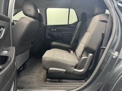 Used 2019  Chevrolet Traverse 4d SUV FWD LT Cloth w/1LT at AutoCenters Bonne Terre near Bonne Terre, MO