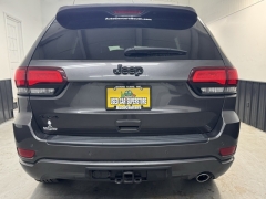 Used 2020 Jeep Grand Cherokee 4d SUV 4WD Laredo Altitude at AutoCenters Bonne Terre near Bonne Terre, MO