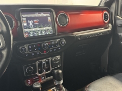 Used 2019  Jeep Wrangler Unlimited 4d SUV 4WD Rubicon at AutoCenters Bonne Terre near Bonne Terre, MO