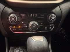 Used 2017  Jeep Cherokee 4d SUV 4WD Latitude V6 at AutoCenters Bonne Terre near Bonne Terre&comma; MO