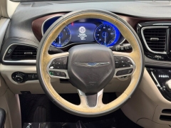 Used 2019  Chrysler Pacifica 4d Wagon Limited at AutoCenters Bonne Terre near Bonne Terre&comma; MO