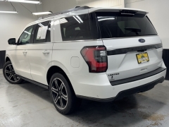 Used 2021 Ford Expedition Limited 4x4 at AutoCenters Bonne Terre near Bonne Terre, MO