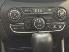 Used 2020 Jeep Cherokee 4d SUV 4WD Trailhawk Elite 3.2L at AutoCenters Bonne Terre near Bonne Terre, MO