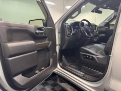 Used 2019  Chevrolet Silverado 1500 4WD Crew Cab 147" LT Trail Boss at AutoCenters Bonne Terre near Bonne Terre&comma; MO