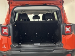 Used 2018 Jeep Renegade 4d SUV FWD Latitude at AutoCenters Bonne Terre near Bonne Terre, MO