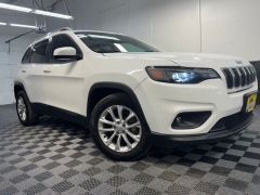 Used 2019  Jeep Cherokee 4d SUV FWD Latitude 2&period;4L at AutoCenters Bonne Terre near Bonne Terre&comma; MO