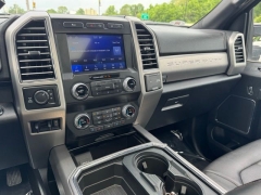 Used 2019  Ford Super Duty F-250 SRW 4WD Crew Cab Box at AutoCenters Bonne Terre near Bonne Terre&comma; MO