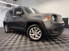 Used 2018  Jeep Renegade Latitude FWD at AutoCenters Bonne Terre near Bonne Terre&comma; MO