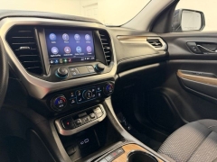 Used 2021  GMC Acadia AWD 4dr SLE at AutoCenters Bonne Terre near Bonne Terre&comma; MO