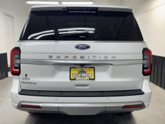 Used 2022 Ford Expedition Platinum 4x4 at AutoCenters Bonne Terre near Bonne Terre, MO