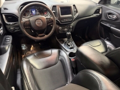 Used 2020  Jeep Cherokee 4d SUV FWD Latitude Plus Altitude 2&period;4L at AutoCenters Bonne Terre near Bonne Terre&comma; MO