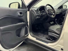 Used 2019 Jeep Compass 4d SUV FWD Latitude Altitude at AutoCenters Bonne Terre near Bonne Terre, MO