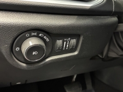 Used 2018  Chrysler Pacifica 4d Wagon Touring Plus at AutoCenters Bonne Terre near Bonne Terre&comma; MO