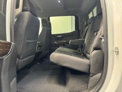 Used 2019  GMC Sierra 1500 4WD Crew Cab Elevation at AutoCenters Bonne Terre near Bonne Terre&comma; MO