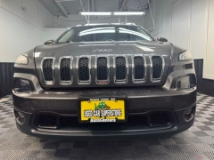 Used 2017  Jeep Cherokee 4d SUV 4WD Latitude V6 at AutoCenters Bonne Terre near Bonne Terre&comma; MO