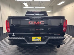 Used 2022  GMC Sierra 2500HD 4WD Crew Cab 159" AT4 at AutoCenters Bonne Terre near Bonne Terre&comma; MO