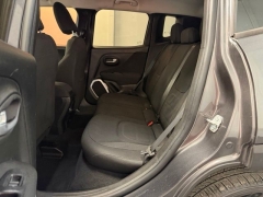 Used 2018  Jeep Renegade Latitude FWD at AutoCenters Bonne Terre near Bonne Terre&comma; MO