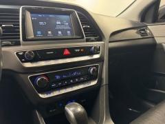 Used 2018  Hyundai Sonata 4d Sedan Limited 2&period;0T at AutoCenters Bonne Terre near Bonne Terre&comma; MO