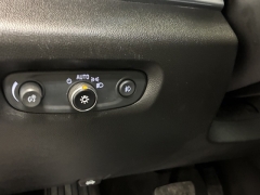 Used 2020  Chevrolet Traverse 4d SUV AWD LT Cloth w&sol;1LT at AutoCenters Bonne Terre near Bonne Terre&comma; MO