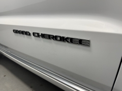 Used 2021 Jeep Grand Cherokee Summit 4x4 at AutoCenters Bonne Terre near Bonne Terre, MO