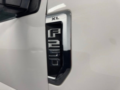 Used 2019  Ford Super Duty F-250 4WD Crew Cab XL Longbed at AutoCenters Bonne Terre near Bonne Terre&comma; MO