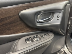 Used 2019  Nissan Murano 4d SUV AWD Platinum at AutoCenters Bonne Terre near Bonne Terre&comma; MO