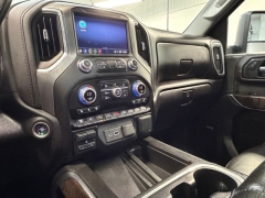 Used 2022  GMC Sierra 2500HD 4WD Crew Cab 159" Denali at AutoCenters Bonne Terre near Bonne Terre&comma; MO