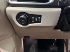 Used 2023  Chrysler Pacifica Limited FWD at AutoCenters Bonne Terre near Bonne Terre&comma; MO