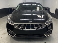 Used 2019 Kia Cadenza Technology Sedan at AutoCenters Bonne Terre near Bonne Terre, MO