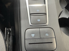 Used 2020 Ford Escape 4d SUV AWD SE at AutoCenters Bonne Terre near Bonne Terre, MO