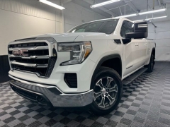 Used 2020  GMC Sierra 1500 4WD Crew Cab 147" SLE at AutoCenters Bonne Terre near Bonne Terre&comma; MO