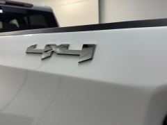 Used 2019  GMC Sierra 1500 4WD Crew Cab Elevation at AutoCenters Bonne Terre near Bonne Terre&comma; MO