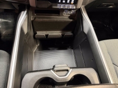 Used 2022  Ram 1500 Big Horn 4x4 Crew Cab 5'7" Box at AutoCenters Bonne Terre near Bonne Terre&comma; MO