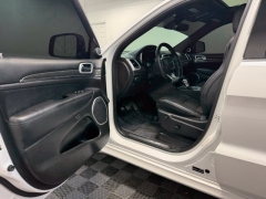 Used 2018  Jeep Grand Cherokee 4d SUV 4WD SRT at AutoCenters Bonne Terre near Bonne Terre&comma; MO
