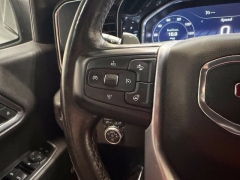 Used 2022  GMC Sierra 1500 4WD Crew Cab 147" Elevation at AutoCenters Bonne Terre near Bonne Terre&comma; MO