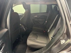 Used 2017  Jeep Cherokee 4d SUV 4WD Latitude V6 at AutoCenters Bonne Terre near Bonne Terre&comma; MO