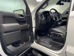 Used 2021  Chevrolet Silverado 1500 4WD Crew Cab 147" LT Trail Boss at AutoCenters Bonne Terre near Bonne Terre, MO