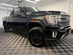 Used 2022  GMC Sierra 2500HD 4WD Crew Cab 159" Denali at AutoCenters Bonne Terre near Bonne Terre&comma; MO