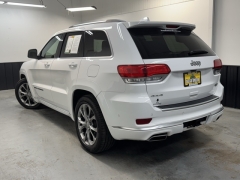 Used 2021 Jeep Grand Cherokee Summit 4x4 at AutoCenters Bonne Terre near Bonne Terre, MO