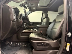 Used 2022  GMC Sierra 2500HD 4WD Crew Cab 159" Denali at AutoCenters Bonne Terre near Bonne Terre&comma; MO