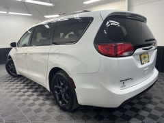 Used 2018  Chrysler Pacifica 4d Wagon Touring L at AutoCenters Bonne Terre near Bonne Terre&comma; MO