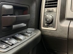 Used 2019  Ram 1500 Classic Express 4x4 Crew Cab 5'7" Box at AutoCenters Bonne Terre near Bonne Terre&comma; MO