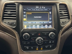 Used 2017  Jeep Grand Cherokee 4d SUV 4WD Summit at AutoCenters Bonne Terre near Bonne Terre&comma; MO