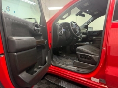 Used 2019  GMC Sierra 1500 4WD Crew Cab Elevation at AutoCenters Bonne Terre near Bonne Terre&comma; MO