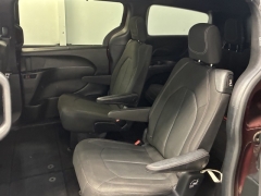 Used 2018  Chrysler Pacifica 4d Wagon Touring Plus at AutoCenters Bonne Terre near Bonne Terre&comma; MO