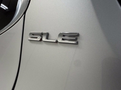 Used 2018  GMC Acadia 4d SUV FWD SLE-2 V6 at AutoCenters Bonne Terre near Bonne Terre&comma; MO